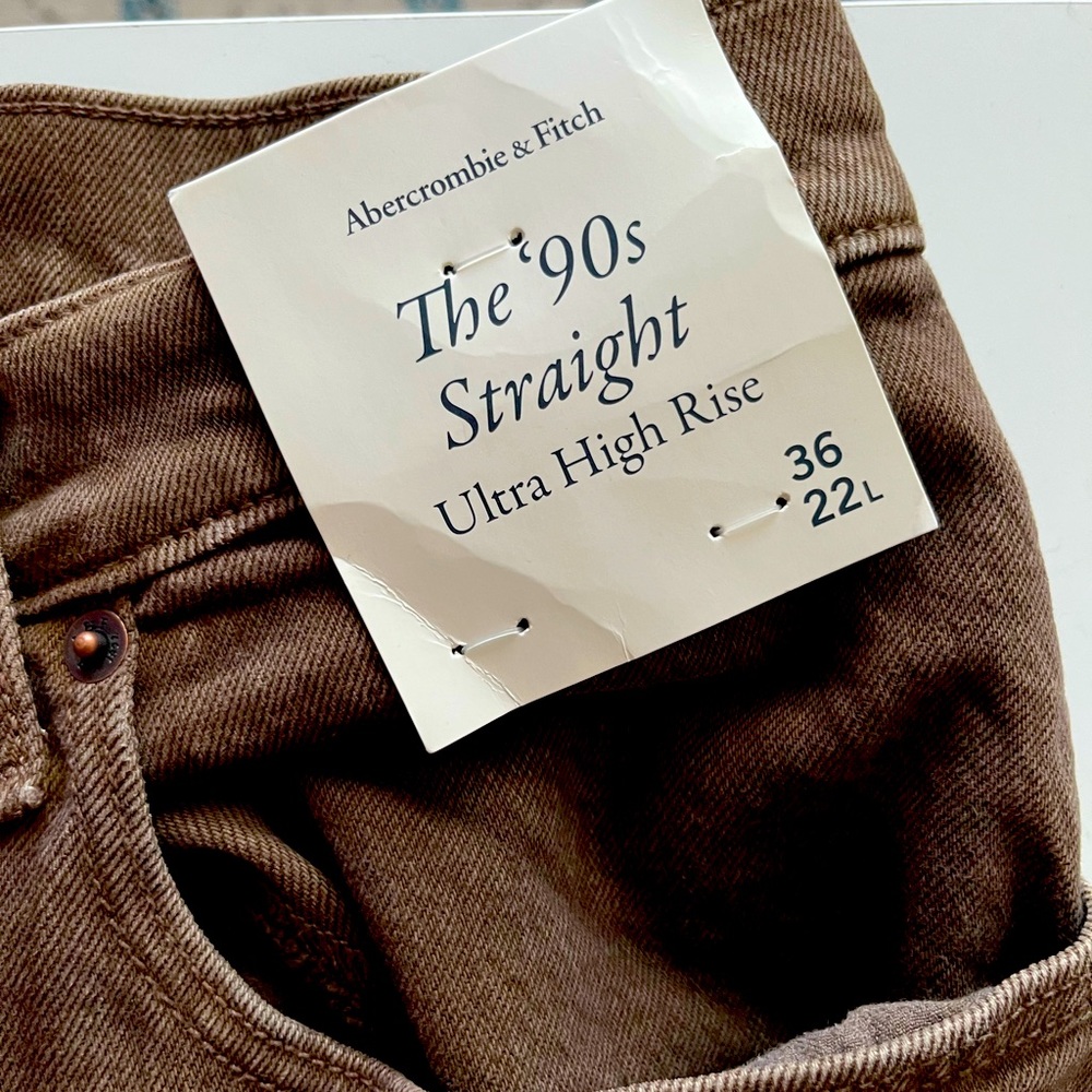 Abercrombie & Fitch 90’s Straight Leg Jean